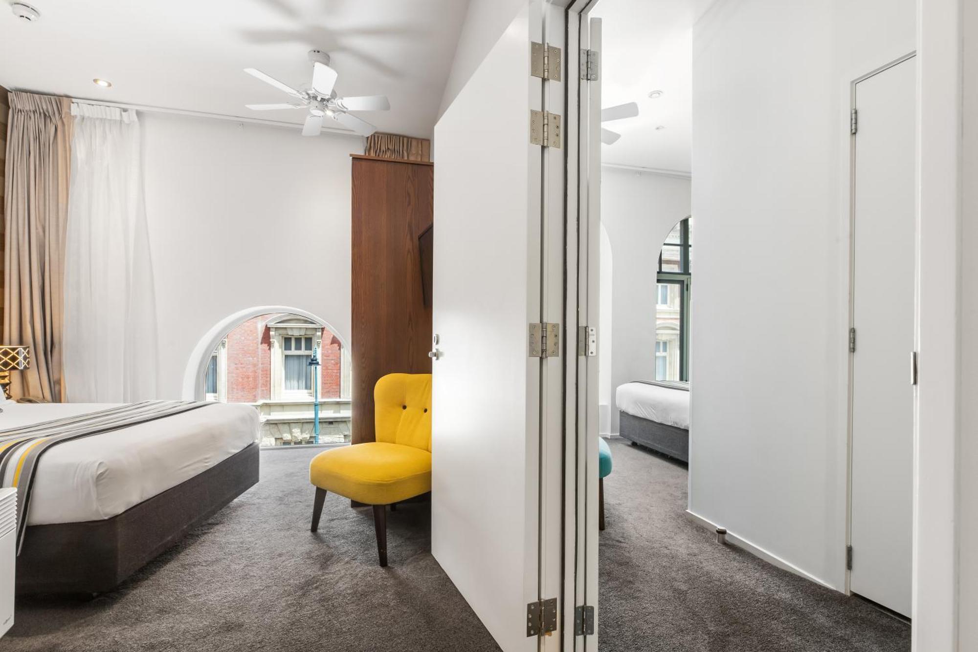 Hotel 115 Christchurch Bagian luar foto